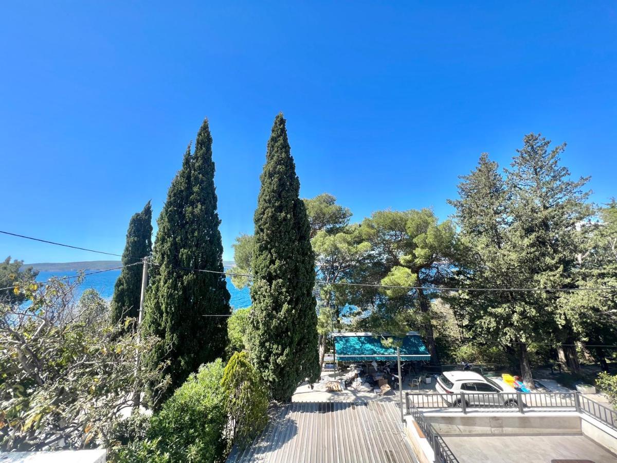Fantasia Del Mare Apartment And Rooms Dramalj Exterior foto